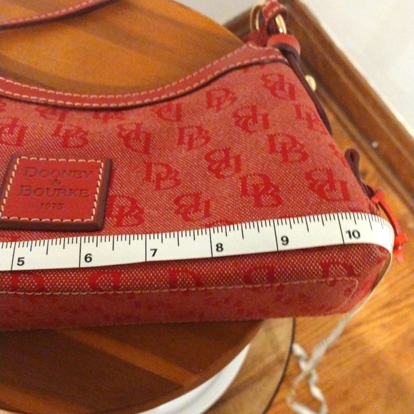 Vintage Dooney & Bourke Bag Hobo Red Leather Canvas Shoulder Bag Signature 1975 - Picture 5 of 16
